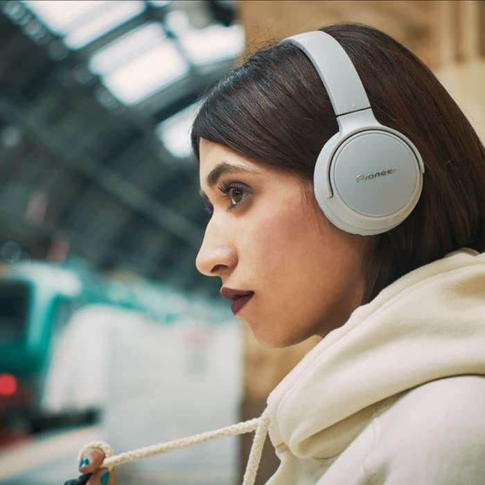 Pioneer S3 Wireless / SE-S3BT / SE S3 BT On-Ear Bluetooth Headphones Original